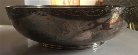 Modern Japanese silver bowl, the exterior engraved with clouds and inlaid with swallows